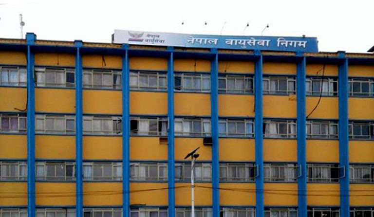 वायु सेवा निगमको आधा खर्बको ऋणमा ४ वर्षमा साढे ८ अर्ब मात्रै बुझाइयो