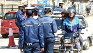ट्राफिक प्रहरीद्धारा तीन महिनामा दुई करोड ७९ लाख राजस्व सङ्कलन