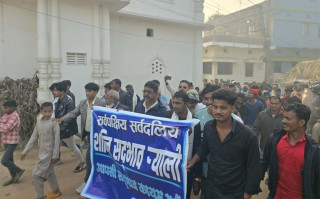 गौरको कर्फ्यु हट्यो, सडकमा शान्ति-सद्‍भाव र्‍याली